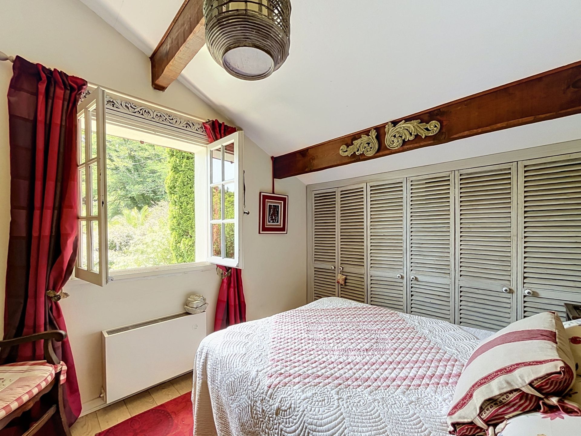 luxury house 7 Rooms for sale on ST PEE SUR NIVELLE (64310)