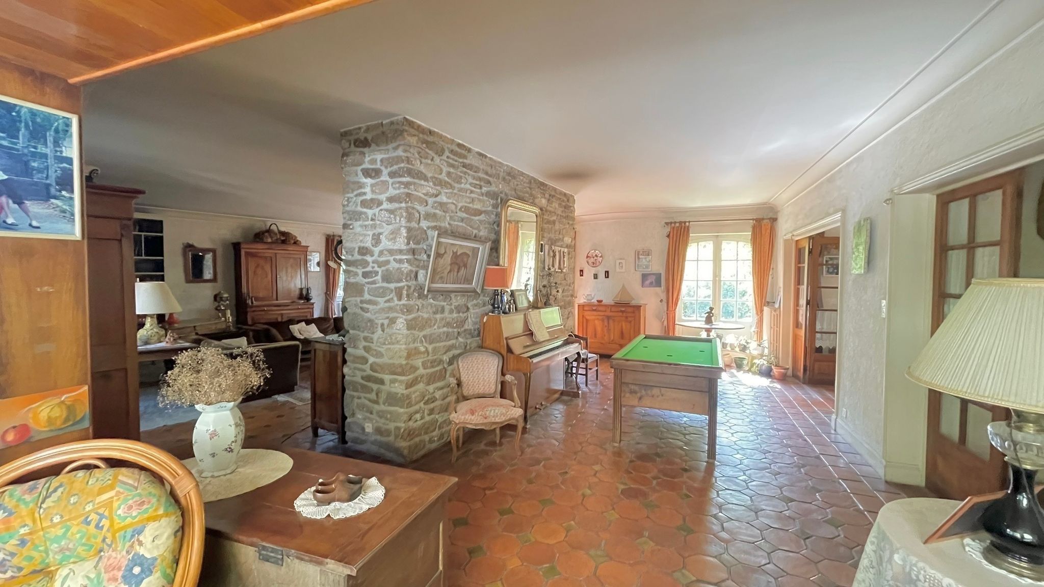 luxury house 7 Rooms for sale on DOUARNENEZ (29100)