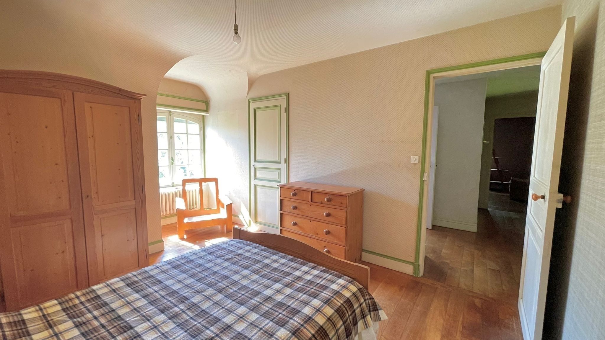 luxury house 7 Rooms for sale on DOUARNENEZ (29100)