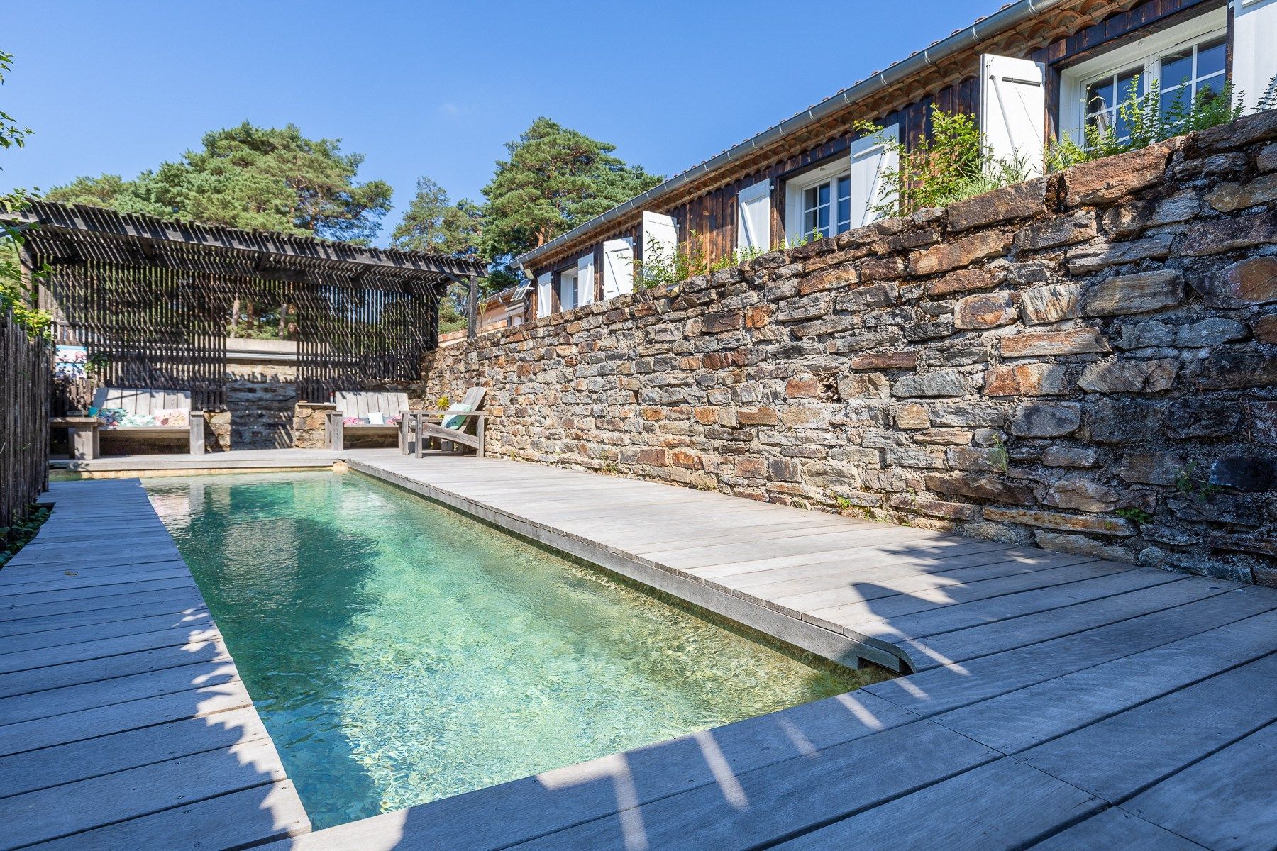luxury house 9 Rooms for sale on MAZAMET (81200)