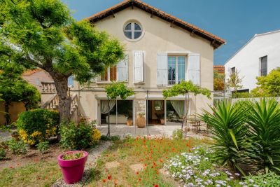 Vente Maison de luxe Marseille 8 5&nbsp;Pièces 212&nbsp;m²