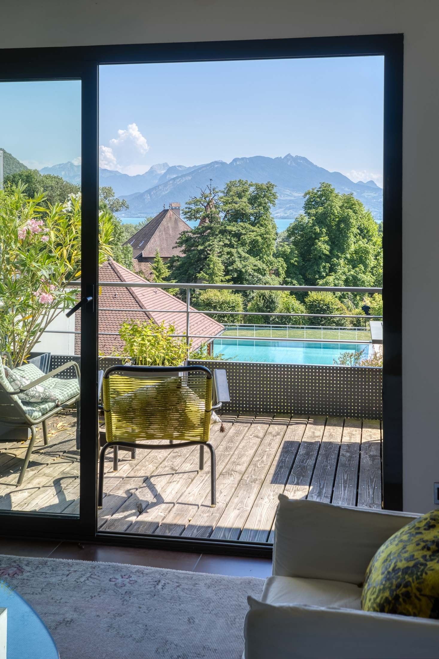 luxury apartment 3 Rooms for sale on ANNECY LE VIEUX (74940)