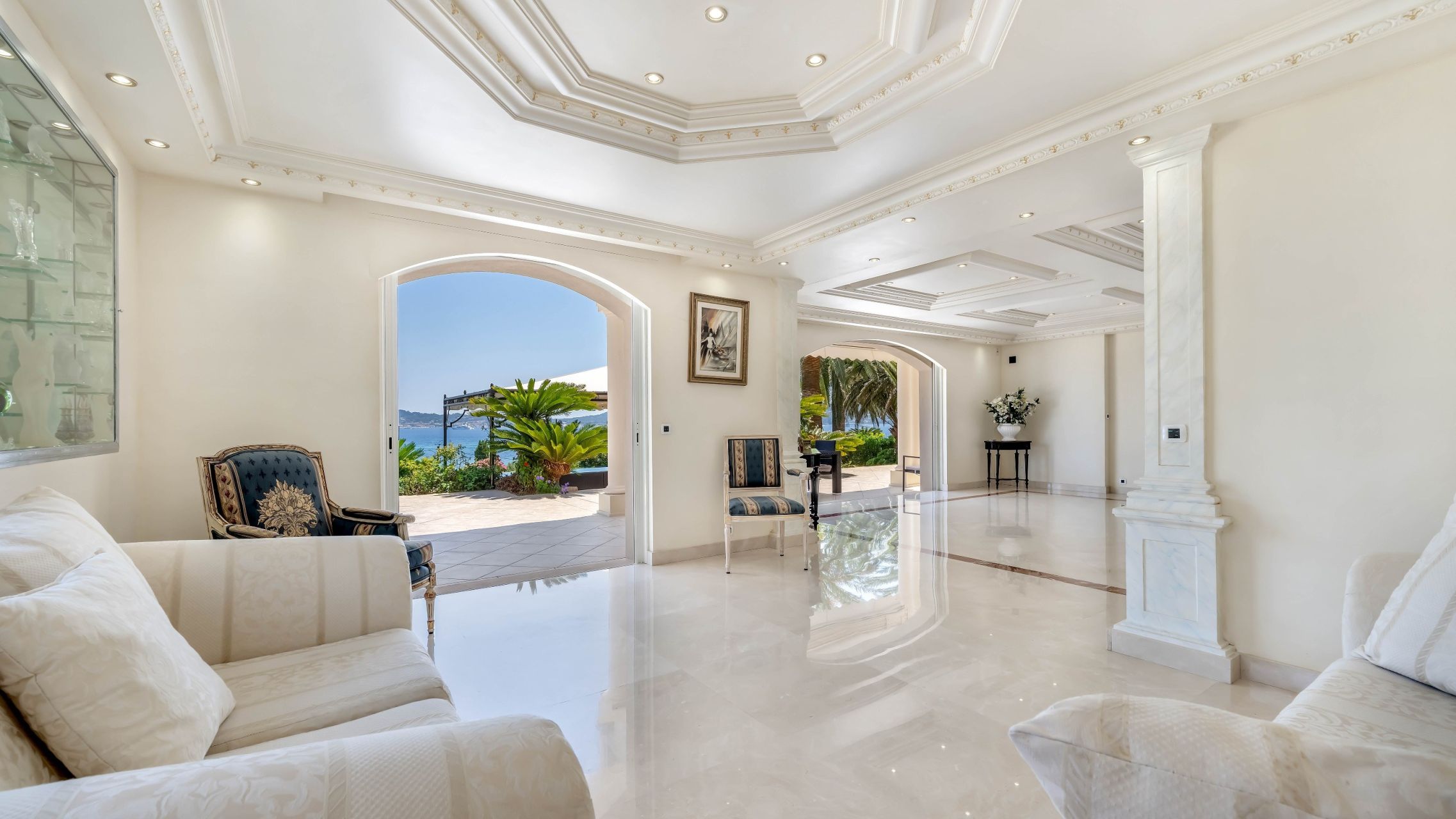 mansion 10 Rooms for sale on GRIMAUD (83310)