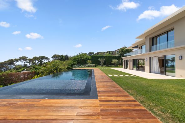 Vente Maison contemporaine Nice 8&nbsp;Pièces 360&nbsp;m²