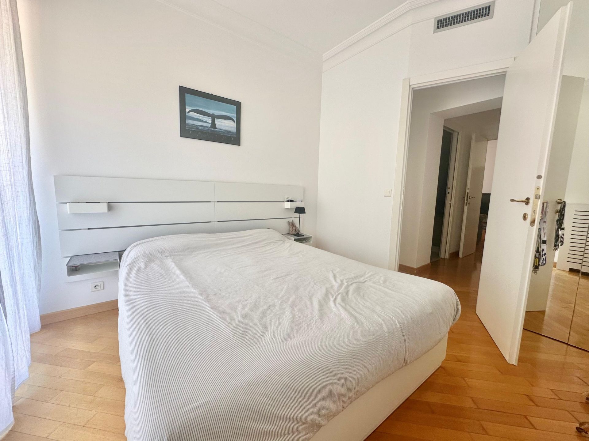 luxury apartment 3 Rooms for rent on MONACO (98000)