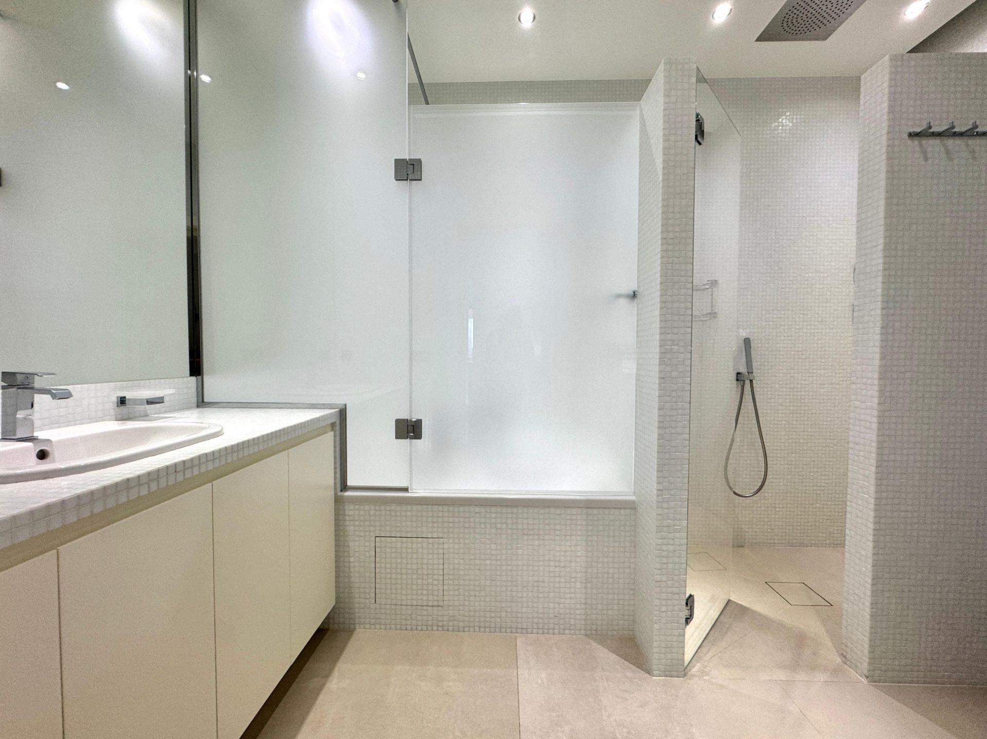 luxury apartment 2 Rooms for rent on MONACO (98000)