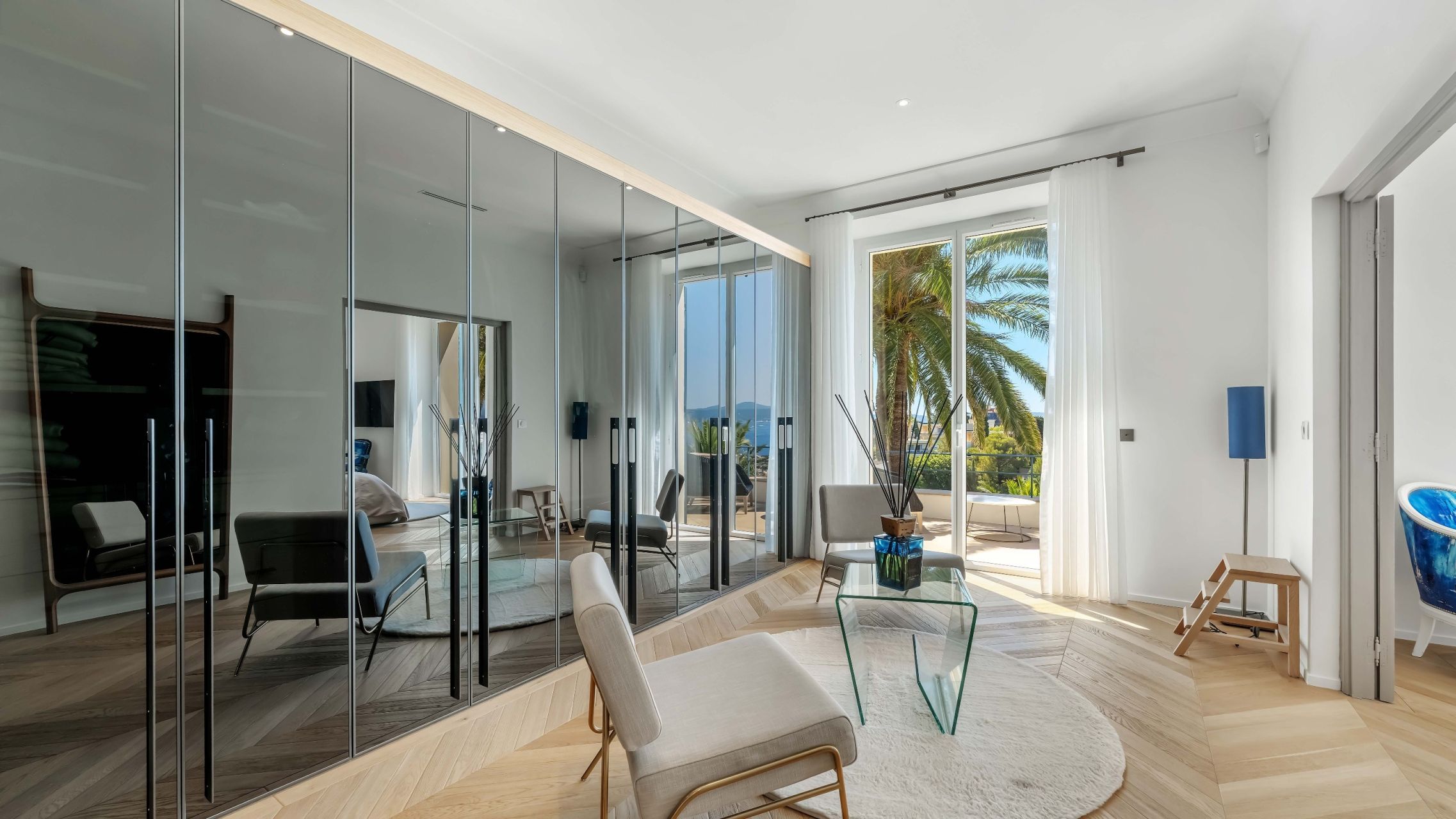 luxury villa 6 Rooms for sale on STE MAXIME (83120)