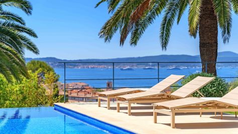Sale Luxury villa Sainte-Maxime 6&nbsp;Rooms 263&nbsp;m²