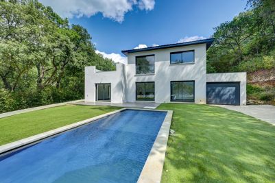 Rental Contemporary house Roquevaire 5&nbsp;Rooms 174&nbsp;m²