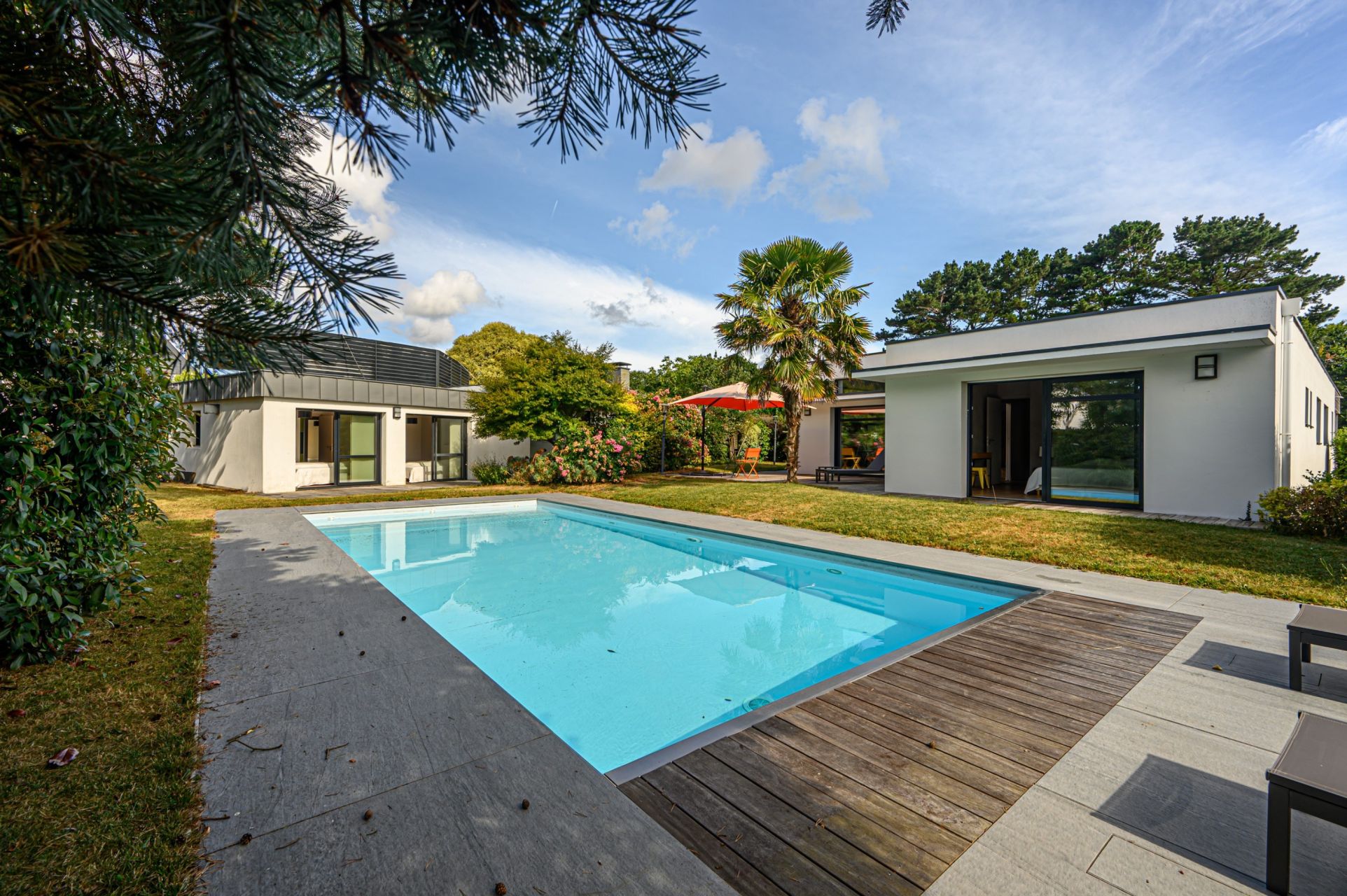 maison contemporaine 8 Pièces en vente sur LARMOR PLAGE (56260)