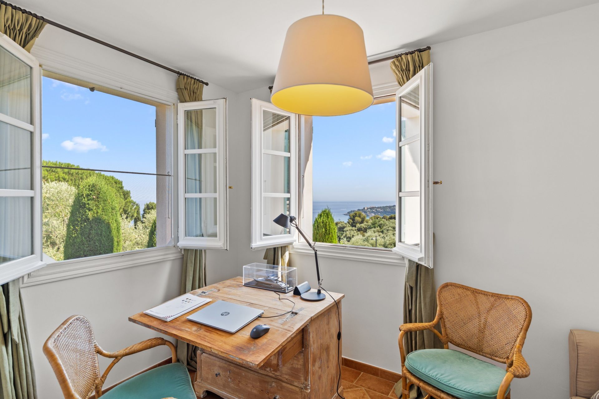 maison provençale de luxe 7 Pièces en vente sur MENTON (06500)