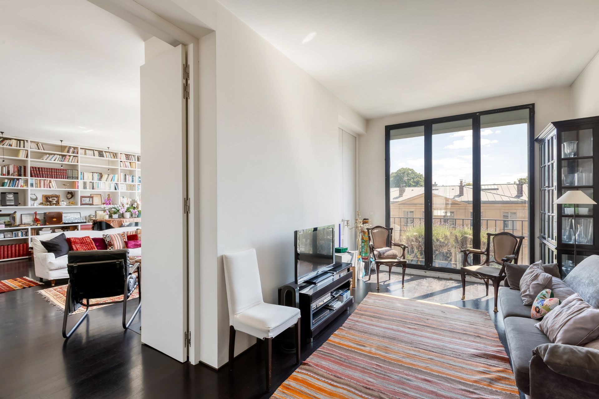 luxury apartment 6 Rooms for sale on PARIS (75007)