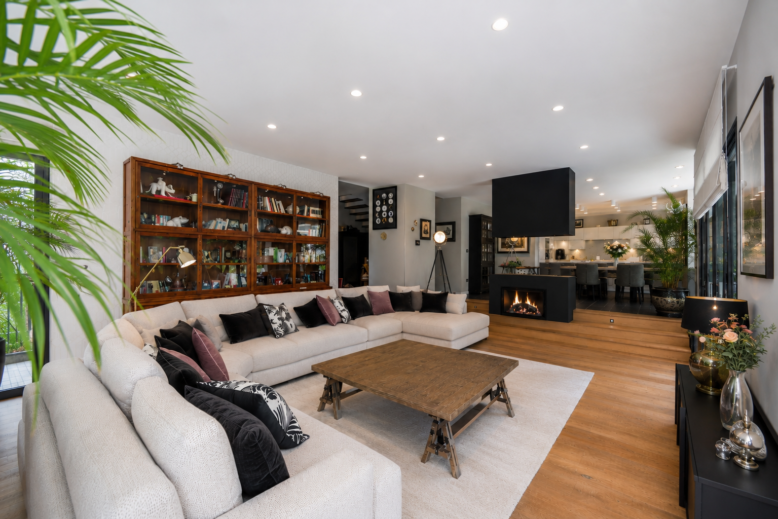 luxury house 7 Rooms for sale on STELLA (62780)