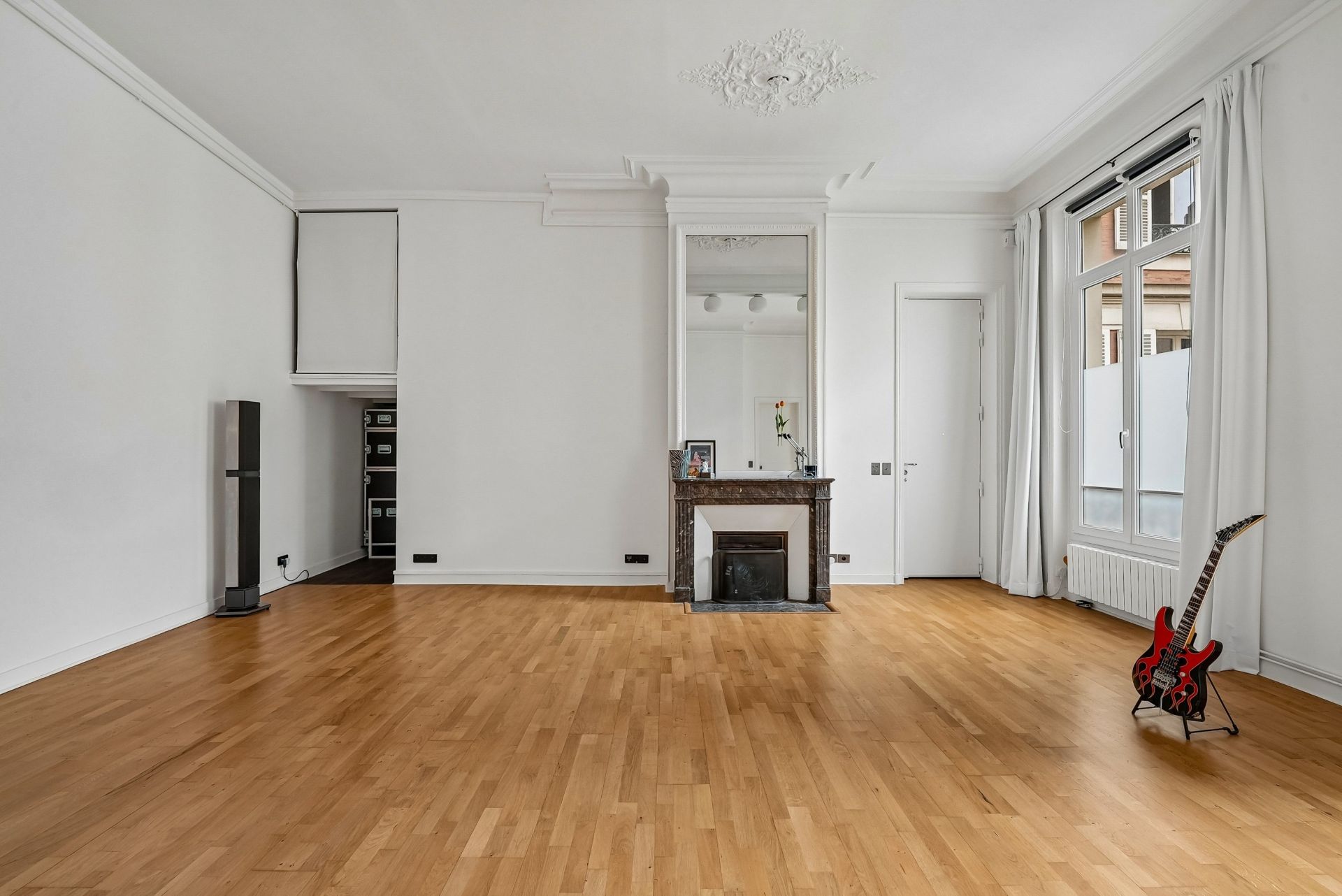 luxury apartment 2 Rooms for sale on PARIS (75009)