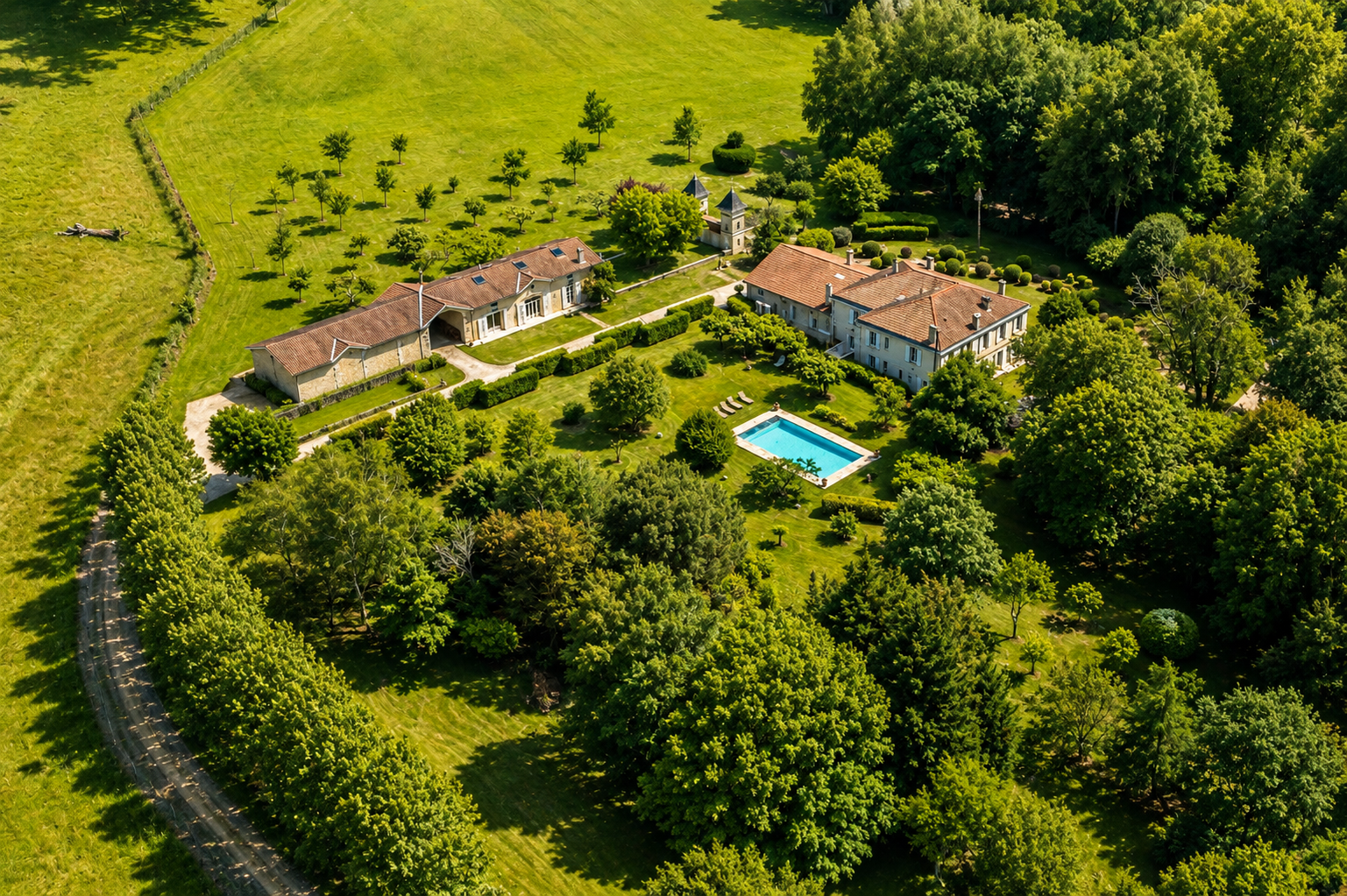 château 14 Pièces en vente sur BORDEAUX (33000)