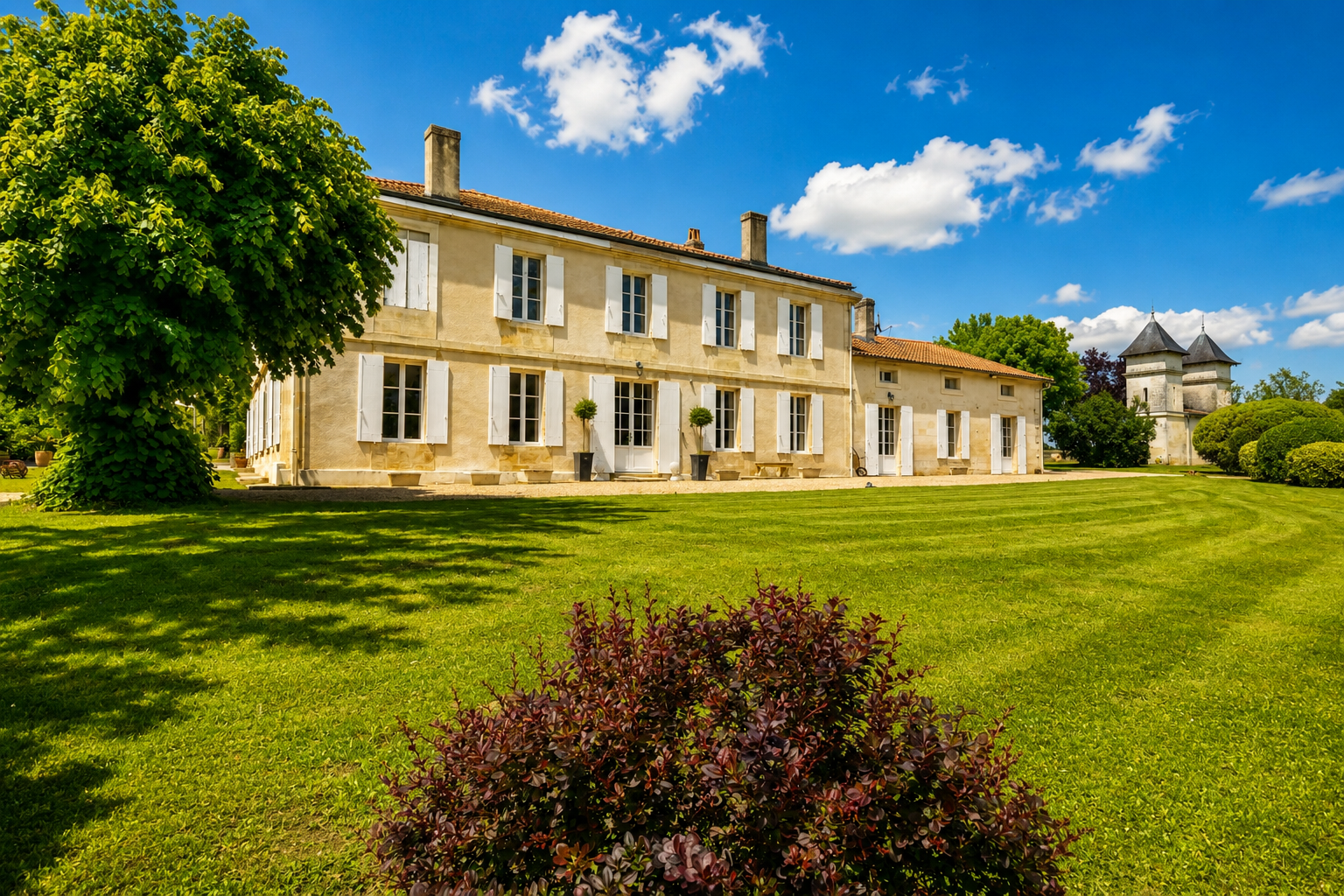 château 14 Pièces en vente sur BORDEAUX (33000)