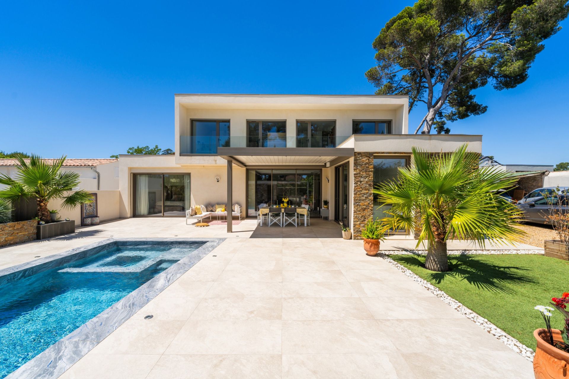villa de luxe 8 Pièces en vente sur MARSEILLE (13012)
