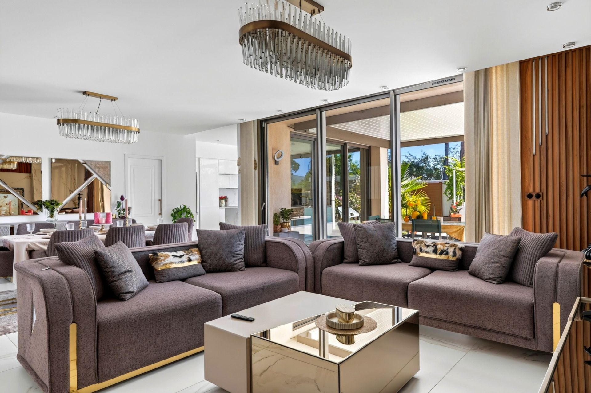 villa de luxe 8 Pièces en vente sur MARSEILLE (13012)