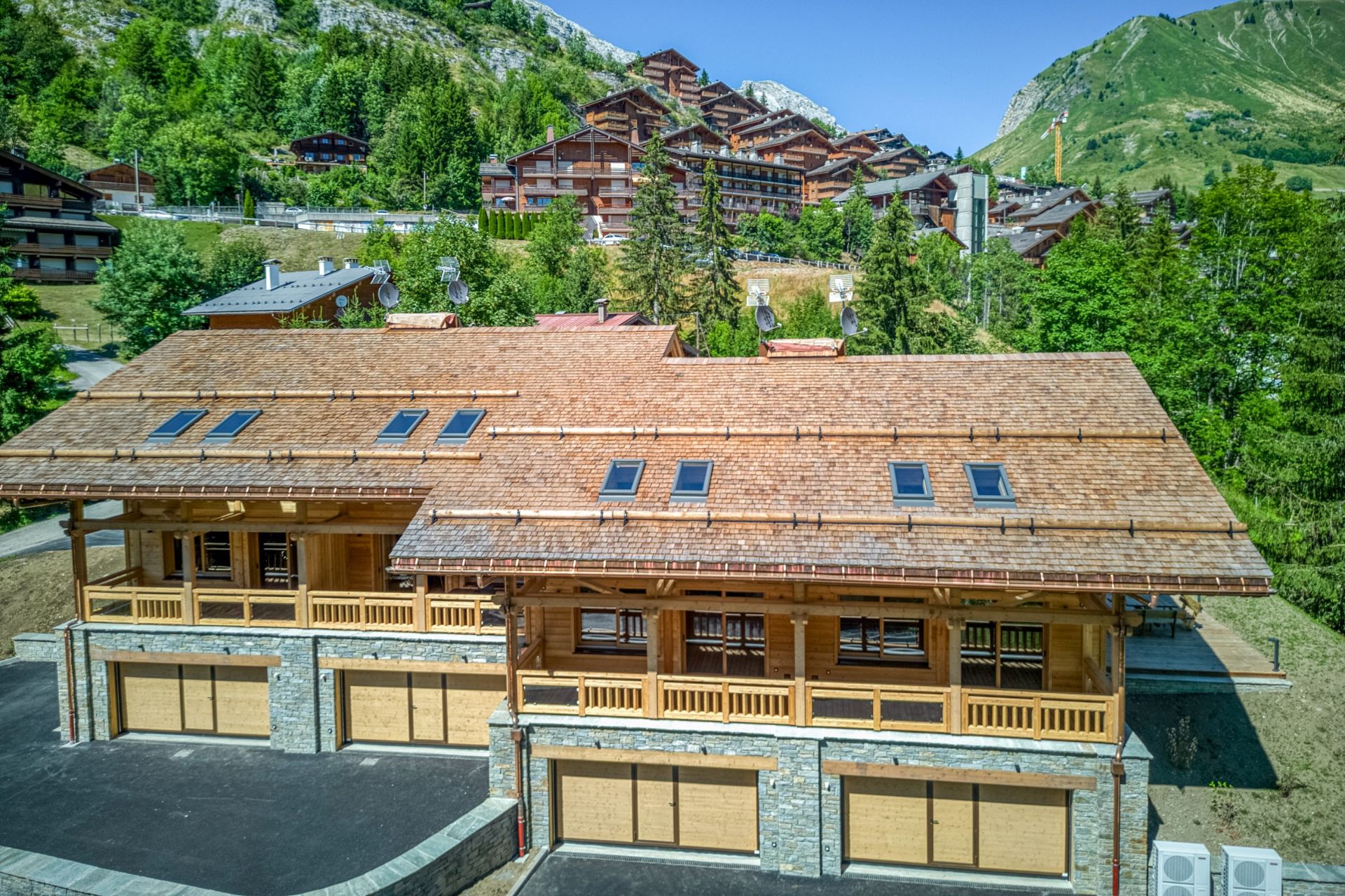 luxury chalet 5 Rooms for sale on LE GRAND BORNAND (74450)