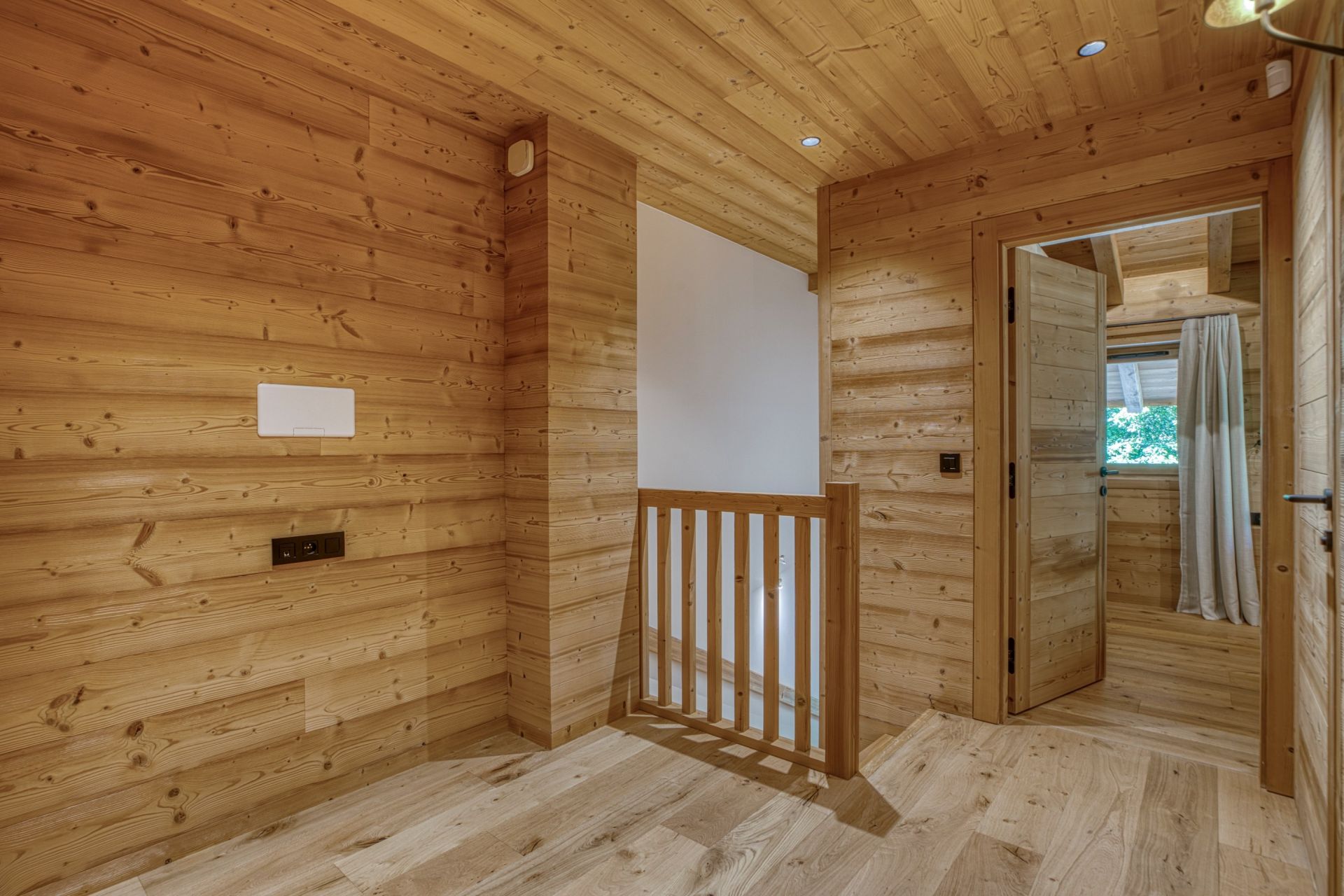 luxury chalet 5 Rooms for sale on LE GRAND BORNAND (74450)