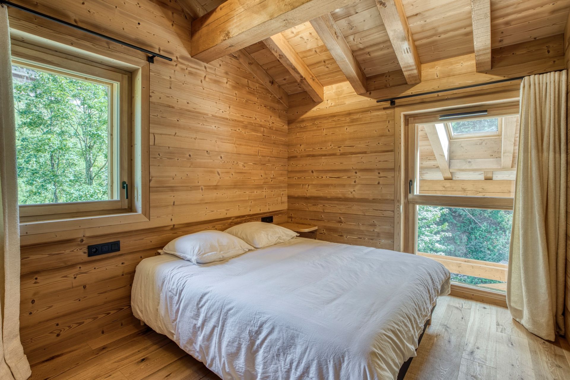 luxury chalet 5 Rooms for sale on LE GRAND BORNAND (74450)
