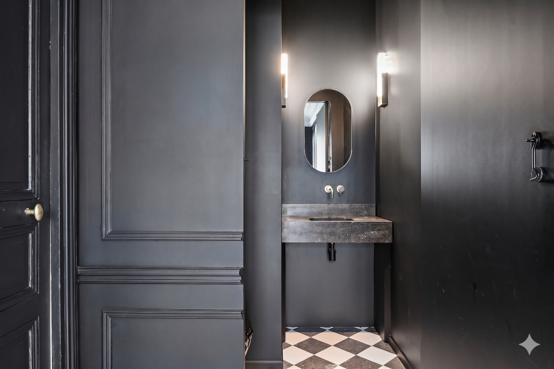 luxury apartment 5 Rooms for sale on PARIS (75016)