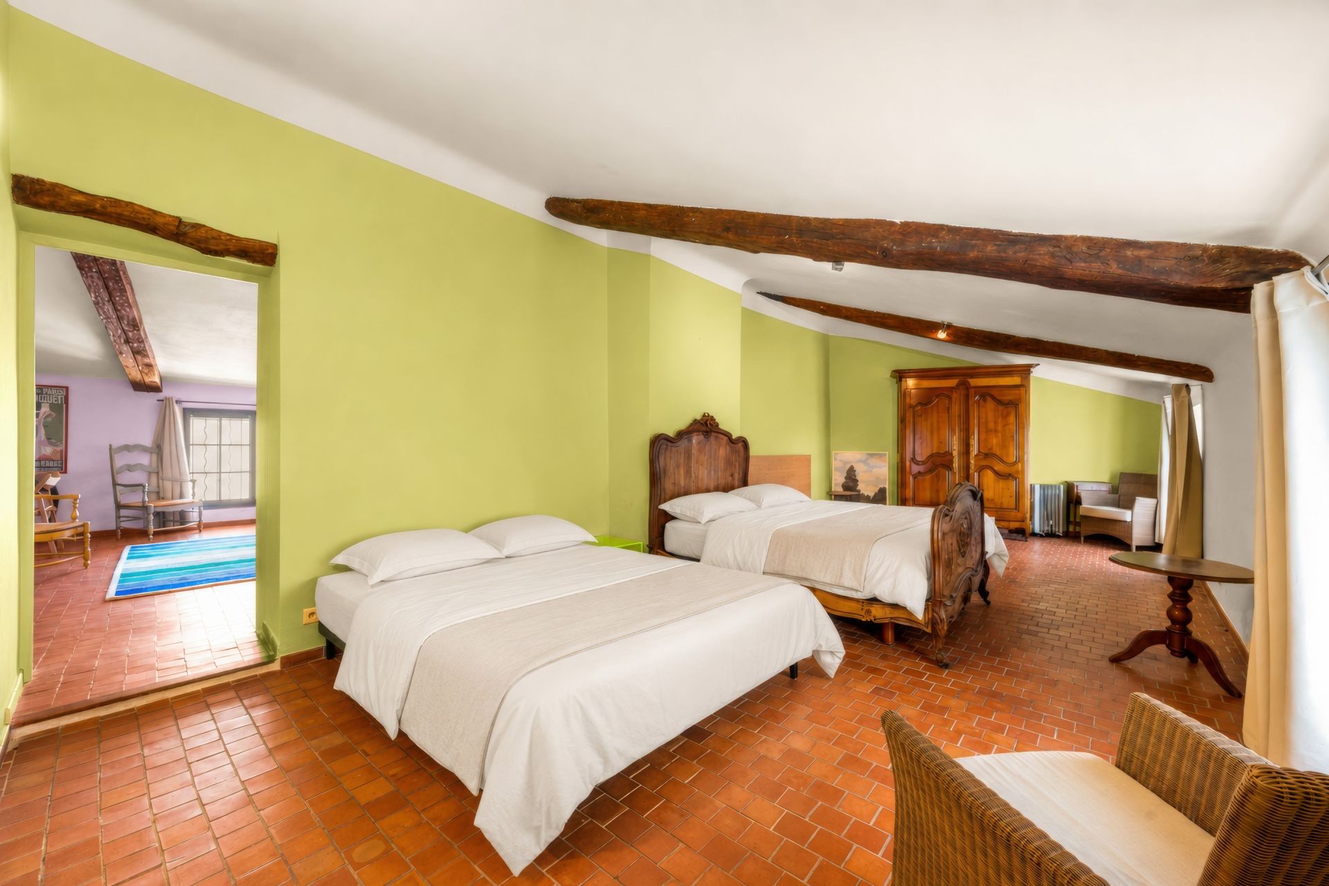 townhouse 7 Rooms for sale on VILLECROZE (83690)