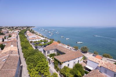 Sale Building La Flotte 620&nbsp;m²