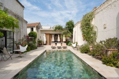 Sale Luxury house Aigues-Mortes 9&nbsp;Rooms 310&nbsp;m²