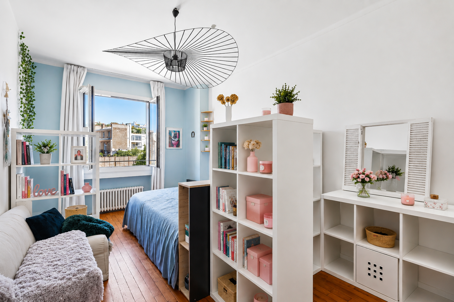 luxury apartment 5 Rooms for sale on PARIS (75016)