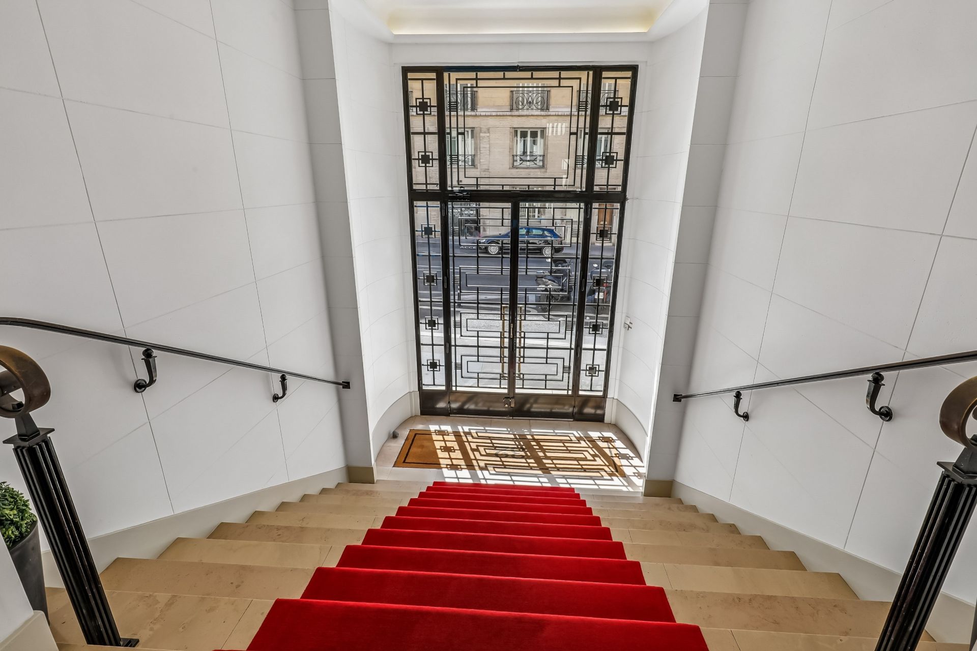 luxury apartment 5 Rooms for sale on PARIS (75016)