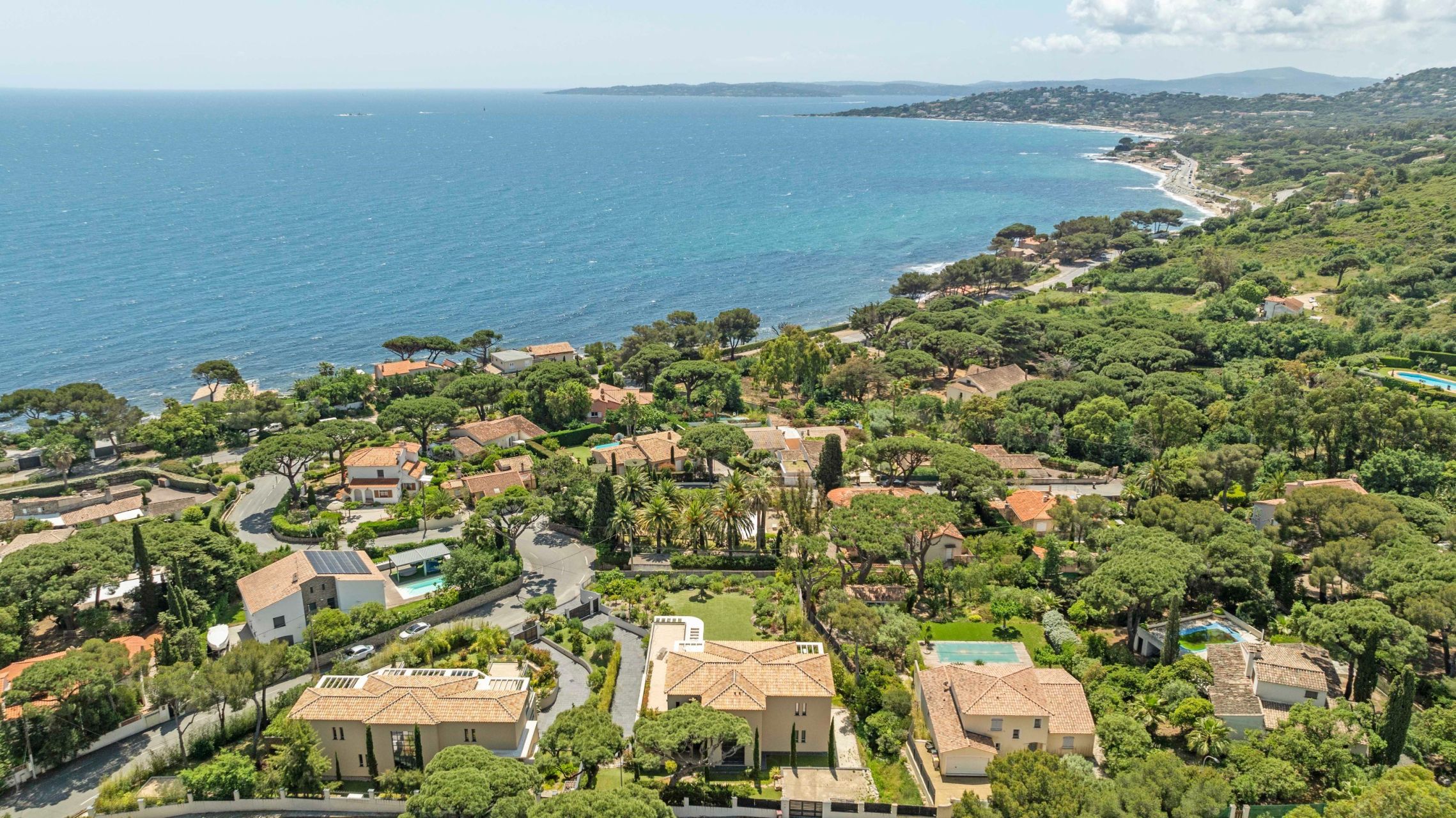 maison contemporaine 9 Pièces en vente sur STE MAXIME (83120)