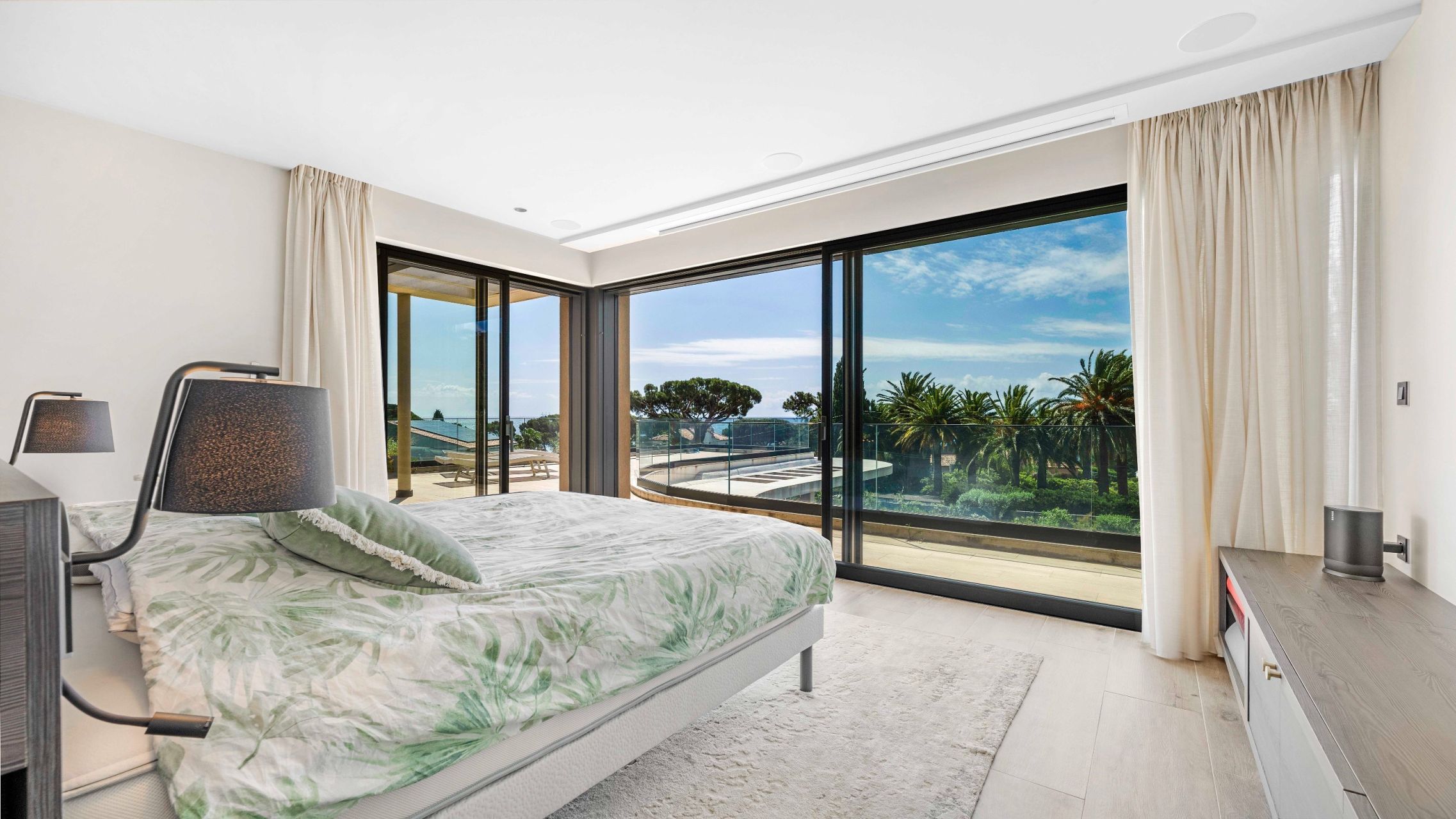 maison contemporaine 9 Pièces en vente sur STE MAXIME (83120)