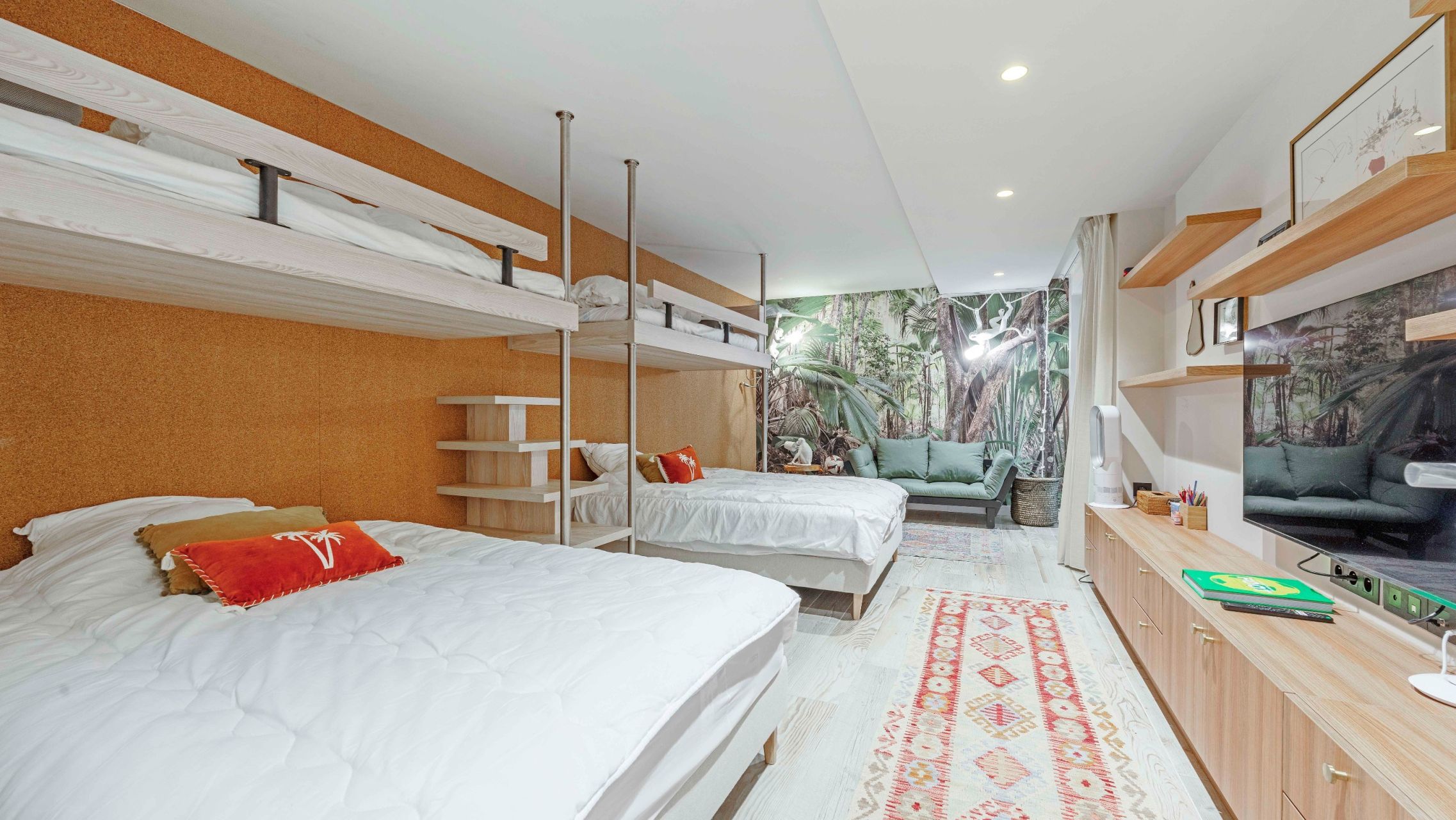 maison contemporaine 9 Pièces en vente sur STE MAXIME (83120)