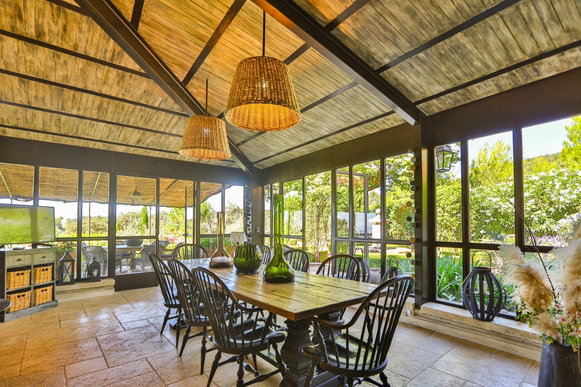 luxury house 13 Rooms for sale on LA BASTIDE DES JOURDANS (84240)