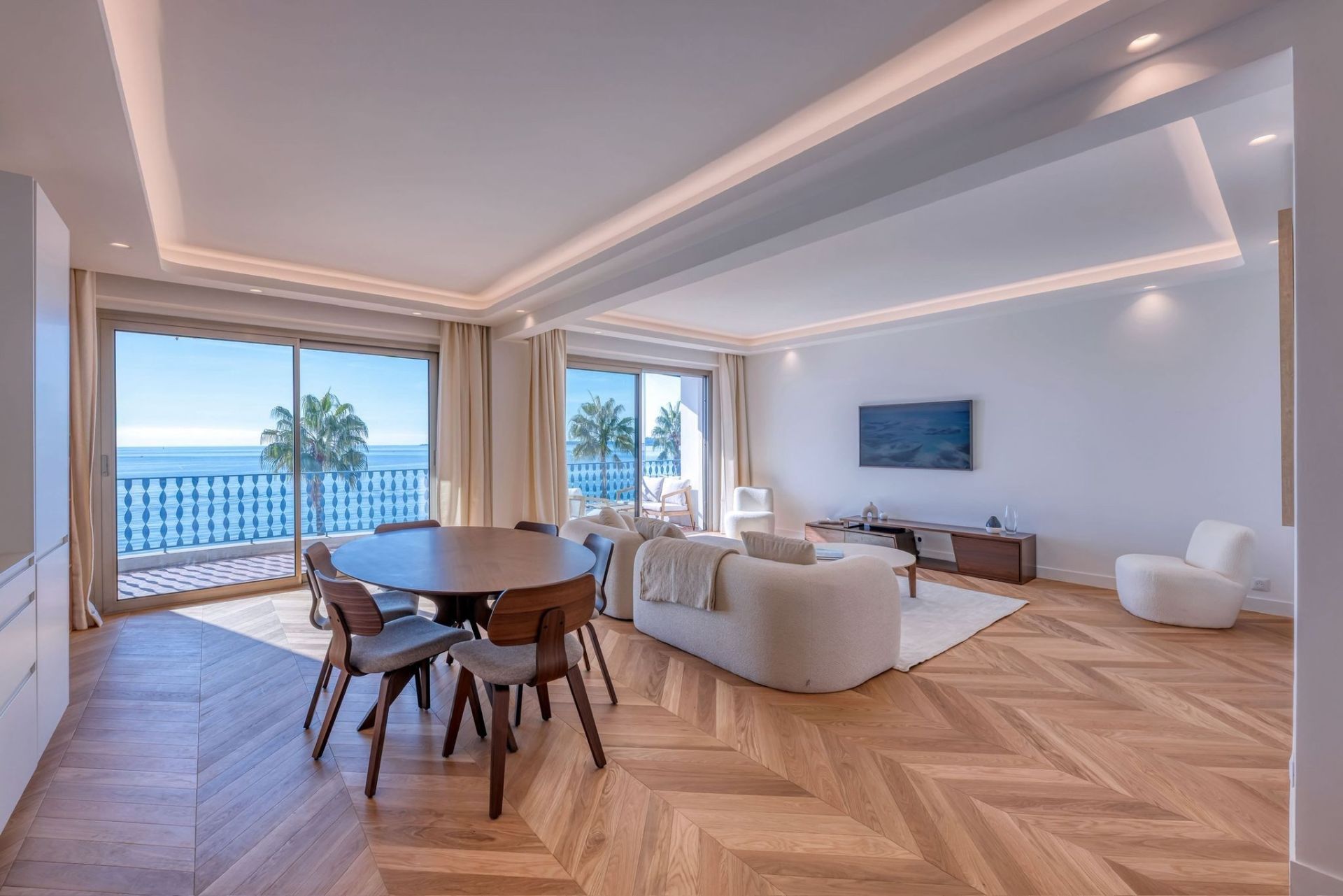 luxury apartment 3 Rooms for sale on JUAN LES PINS (06160)