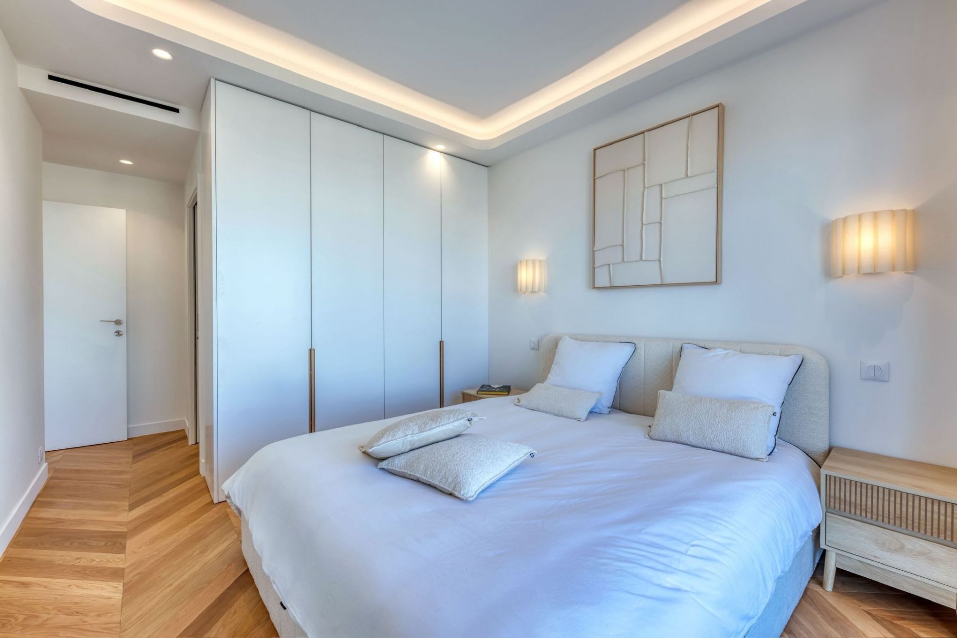 luxury apartment 3 Rooms for sale on JUAN LES PINS (06160)