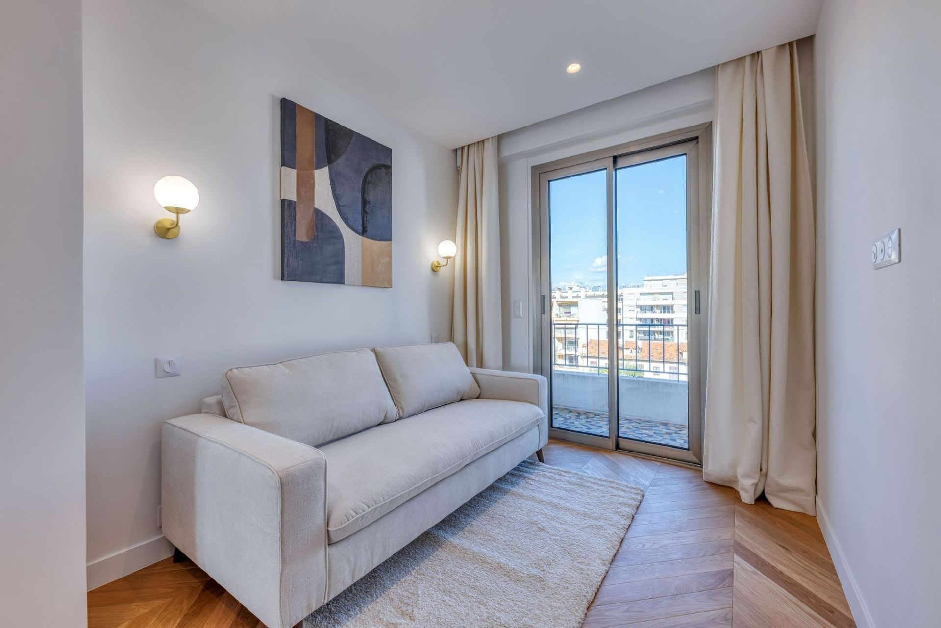 luxury apartment 3 Rooms for sale on JUAN LES PINS (06160)