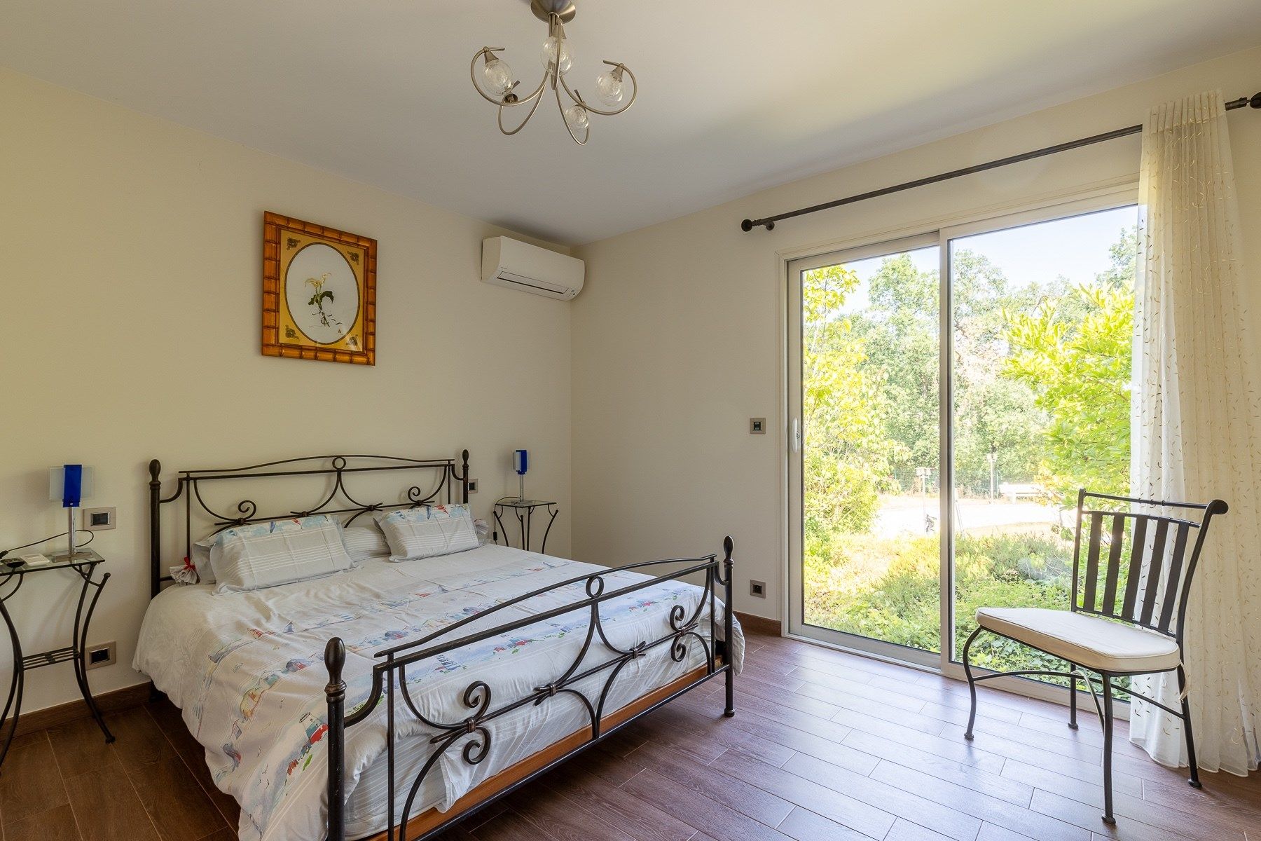 luxury house 9 Rooms for sale on LAVAUR (81500)