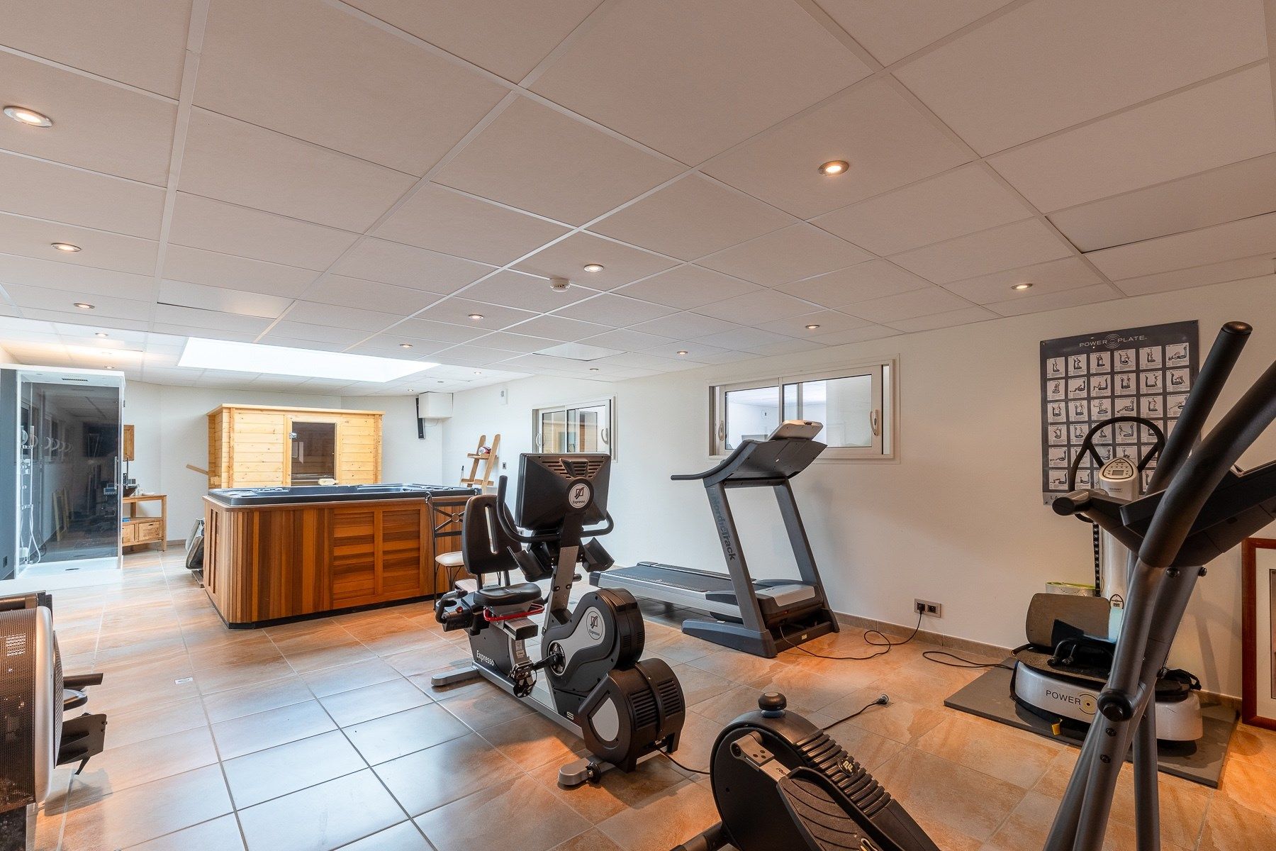 luxury house 9 Rooms for sale on LAVAUR (81500)