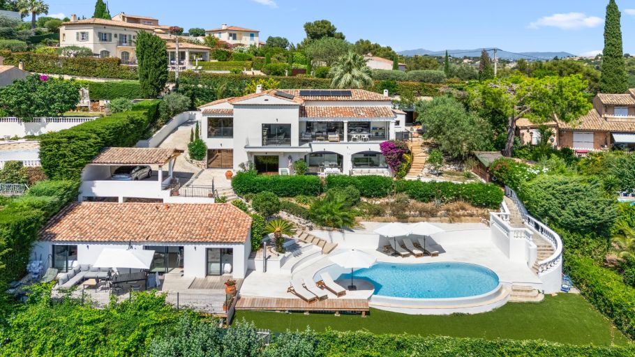 maison contemporaine 9 Pièces en vente sur CAGNES SUR MER (06800)