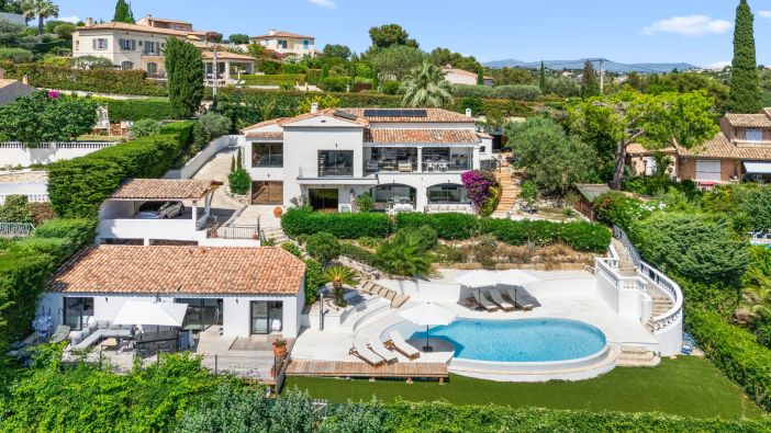 Sale Contemporary house Cagnes-sur-Mer 9&nbsp;Rooms 314&nbsp;m²
