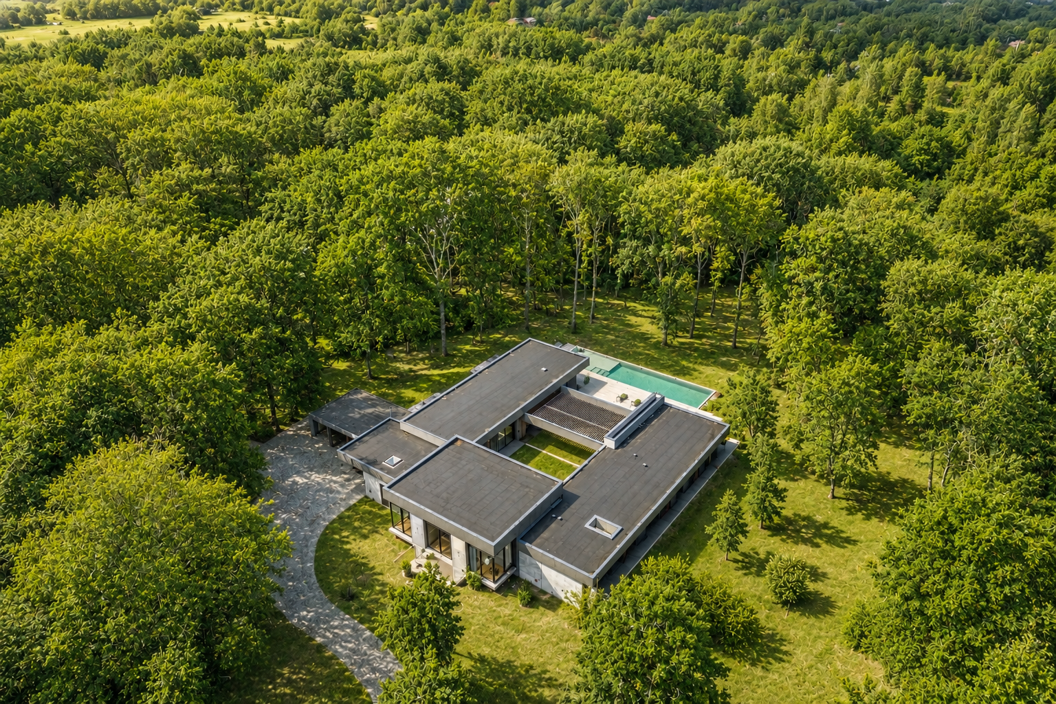 luxury house 10 Rooms for sale on BORDEAUX (33000)