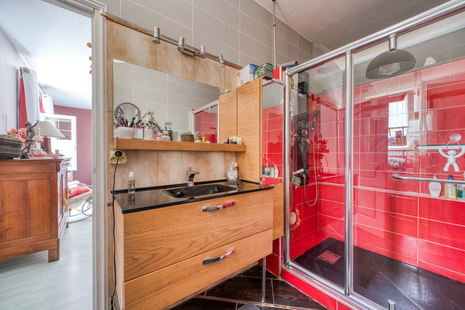 luxury house 11 Rooms for sale on LE CHATEAU D OLERON (17480)