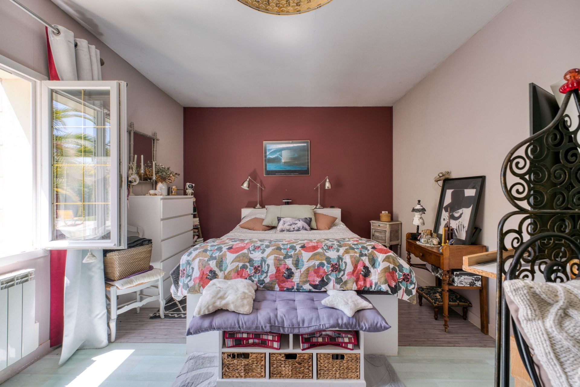 luxury house 11 Rooms for sale on LE CHATEAU D OLERON (17480)