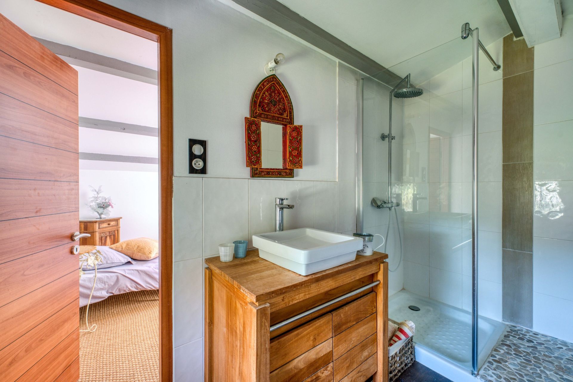 luxury house 11 Rooms for sale on LE CHATEAU D OLERON (17480)