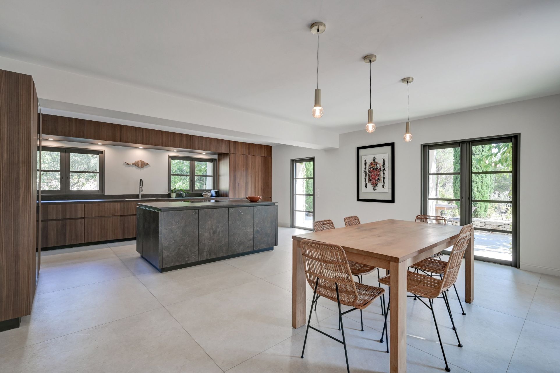 luxury house 7 Rooms for sale on AIX EN PROVENCE (13100)