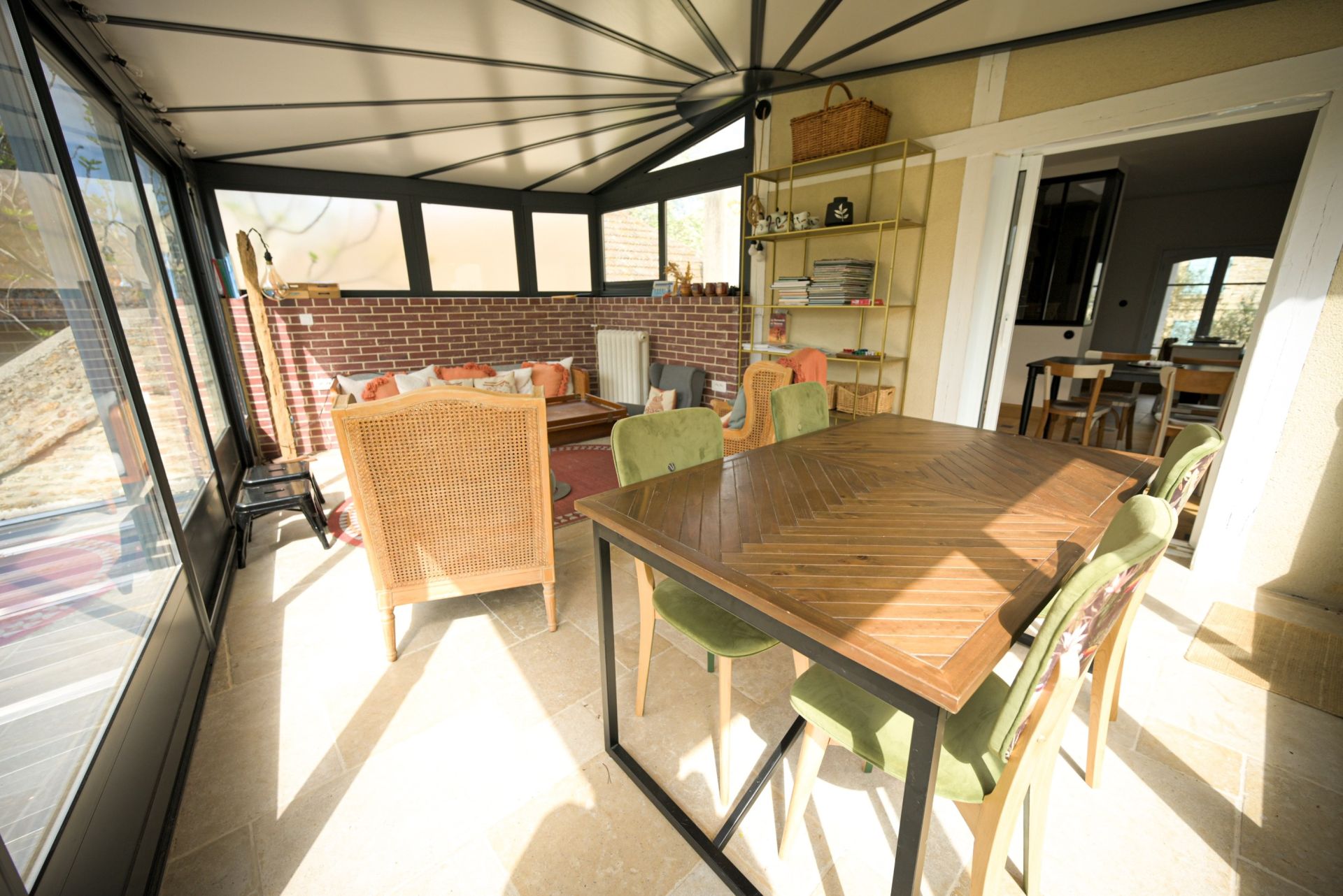 luxury house 7 Rooms for sale on BERNIERES SUR MER (14990)
