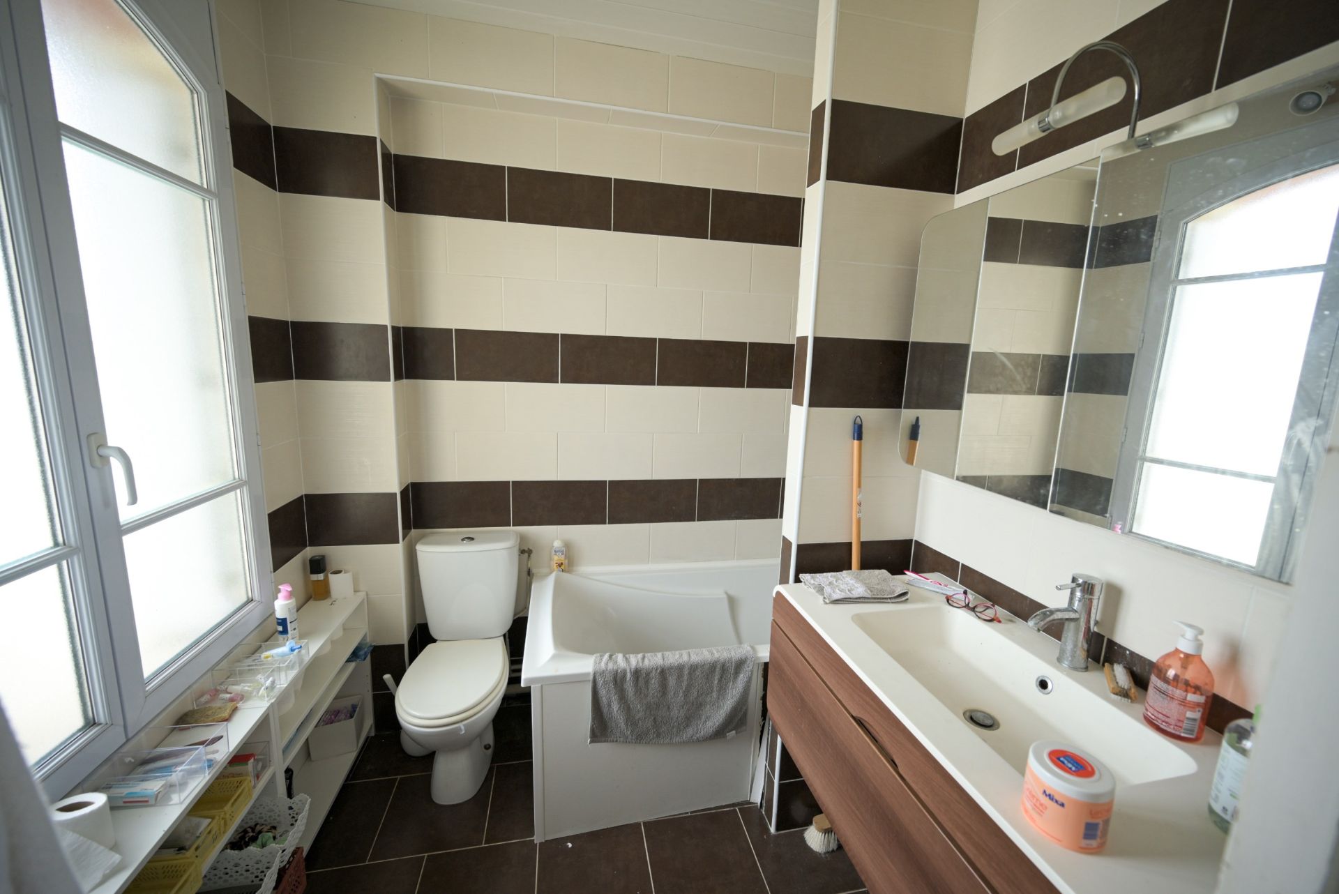 luxury house 7 Rooms for sale on BERNIERES SUR MER (14990)