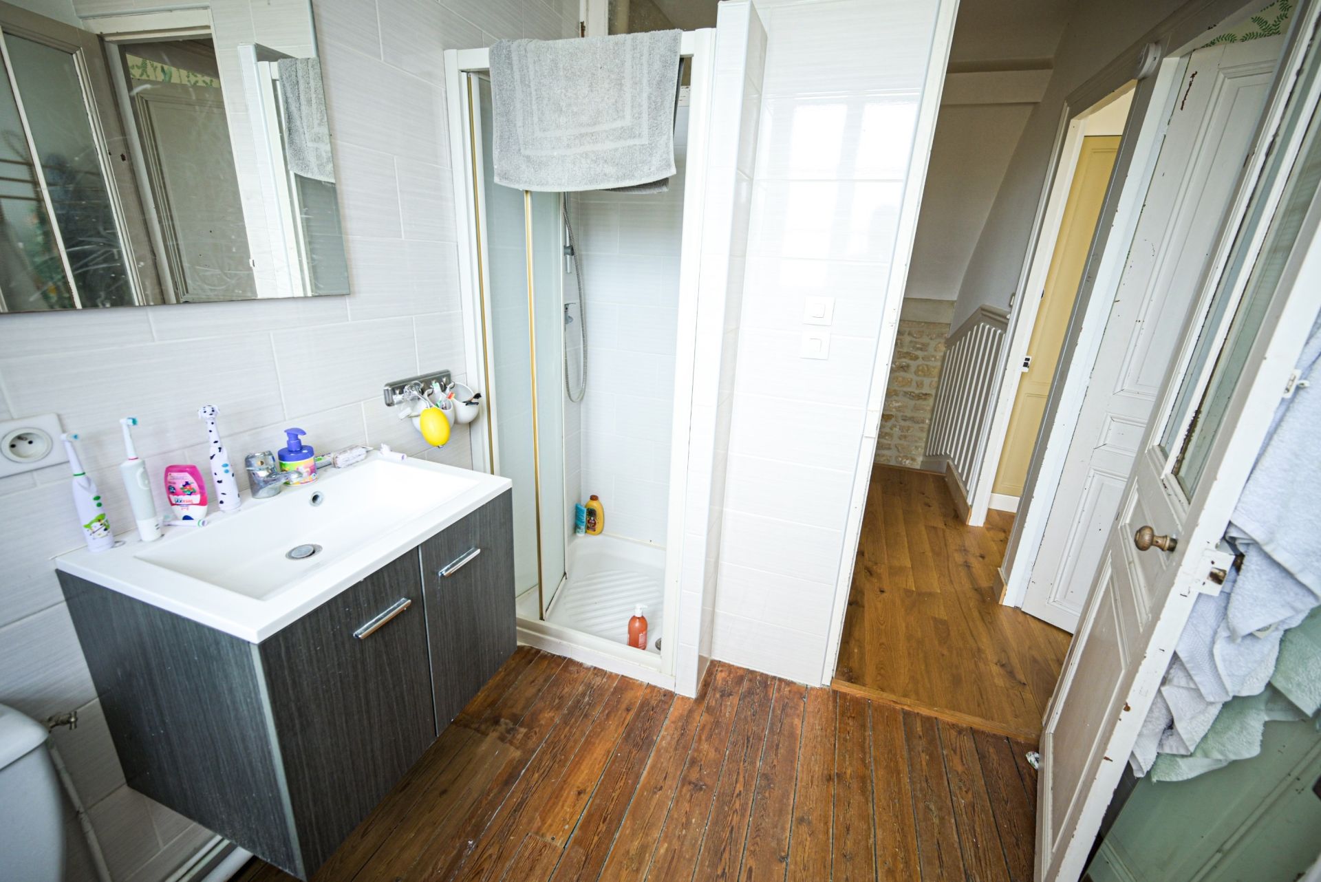 luxury house 7 Rooms for sale on BERNIERES SUR MER (14990)
